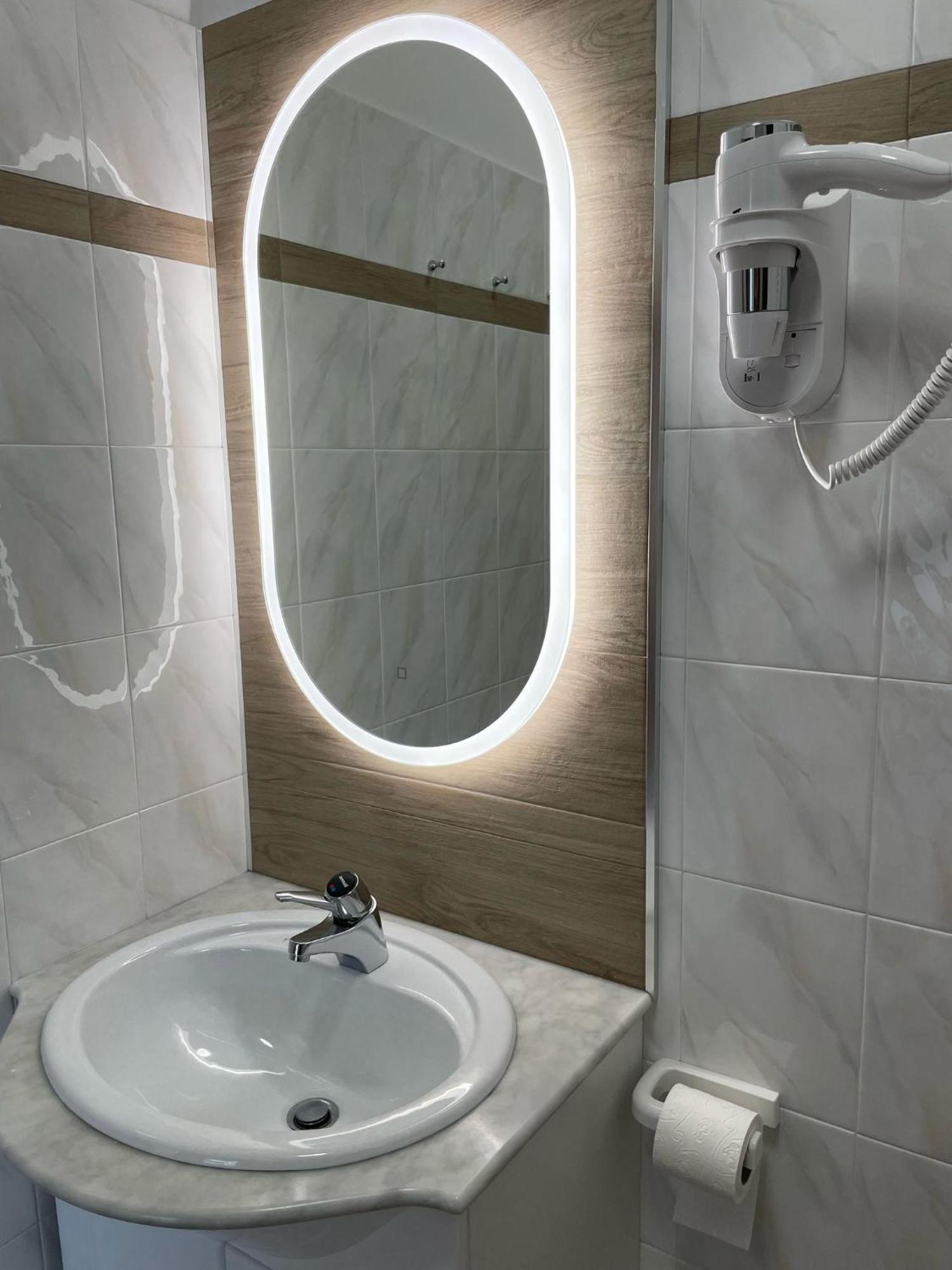 Villa Suzy-Apartments Suzana ลอฟราน ภายนอก รูปภาพ