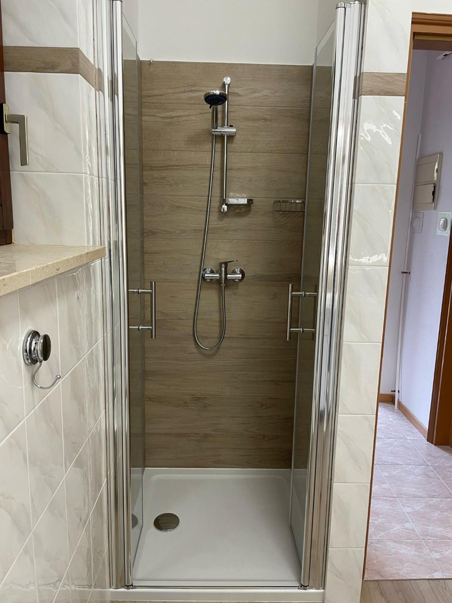 Villa Suzy-Apartments Suzana ลอฟราน ภายนอก รูปภาพ